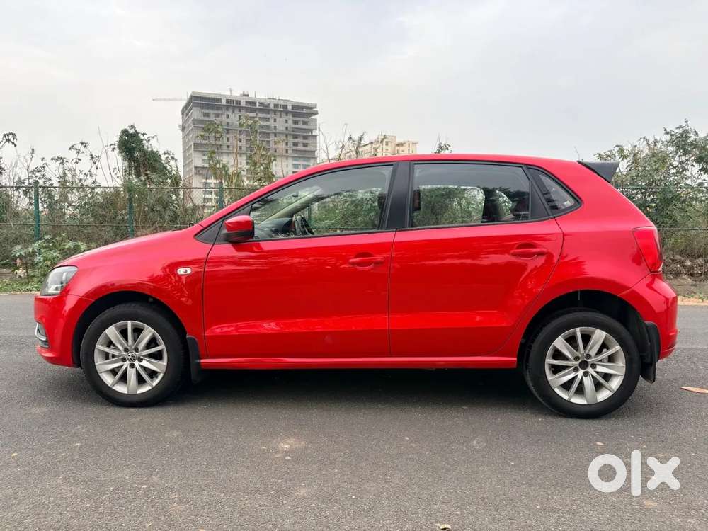 Volkswagen Polo Petrol Highline 1.2L, 2015, Petrol