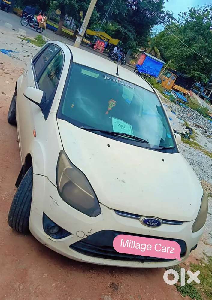 Ford Figo 2011 Diesel Well Maintained By Bank Manager Driven Car