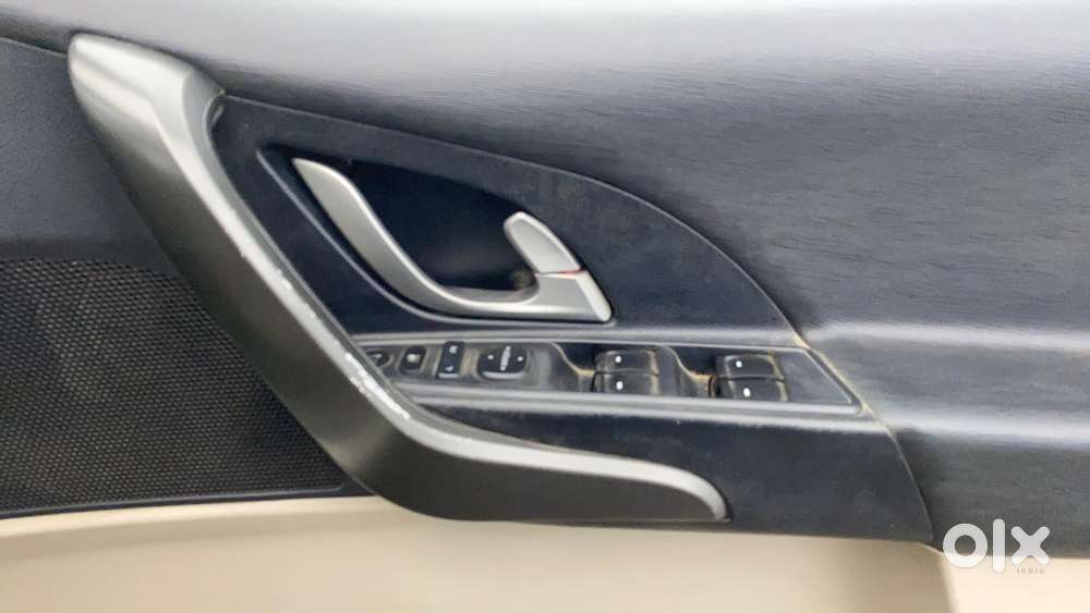 Mahindra Xuv500 W6 2wd, 2017, Diesel