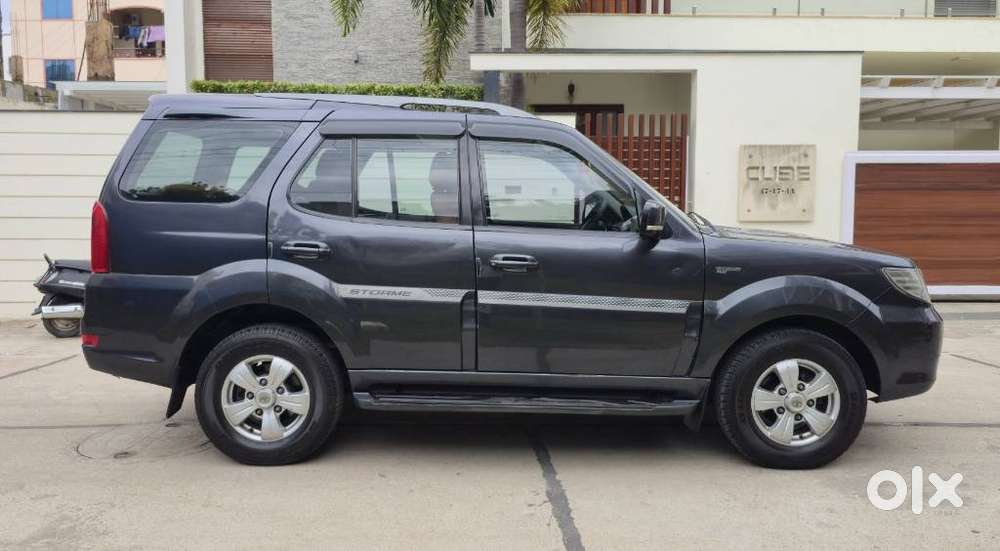 Tata Safari Storme Vx, 2017, Diesel