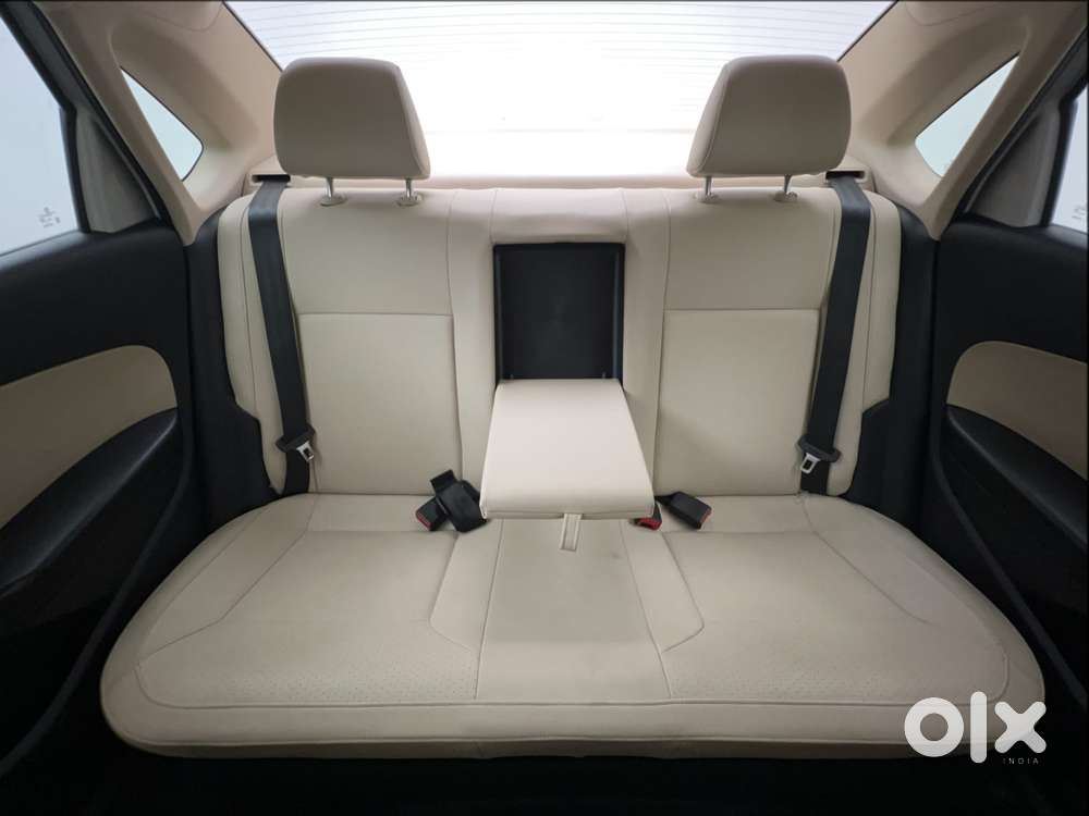 Volkswagen Vento 1.6 Highline, 2020, Petrol