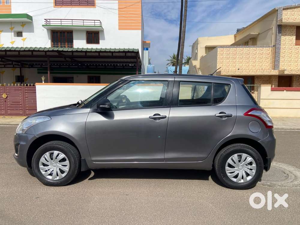 Maruti Suzuki Swift Vxi With Abs, 2015, Petrol