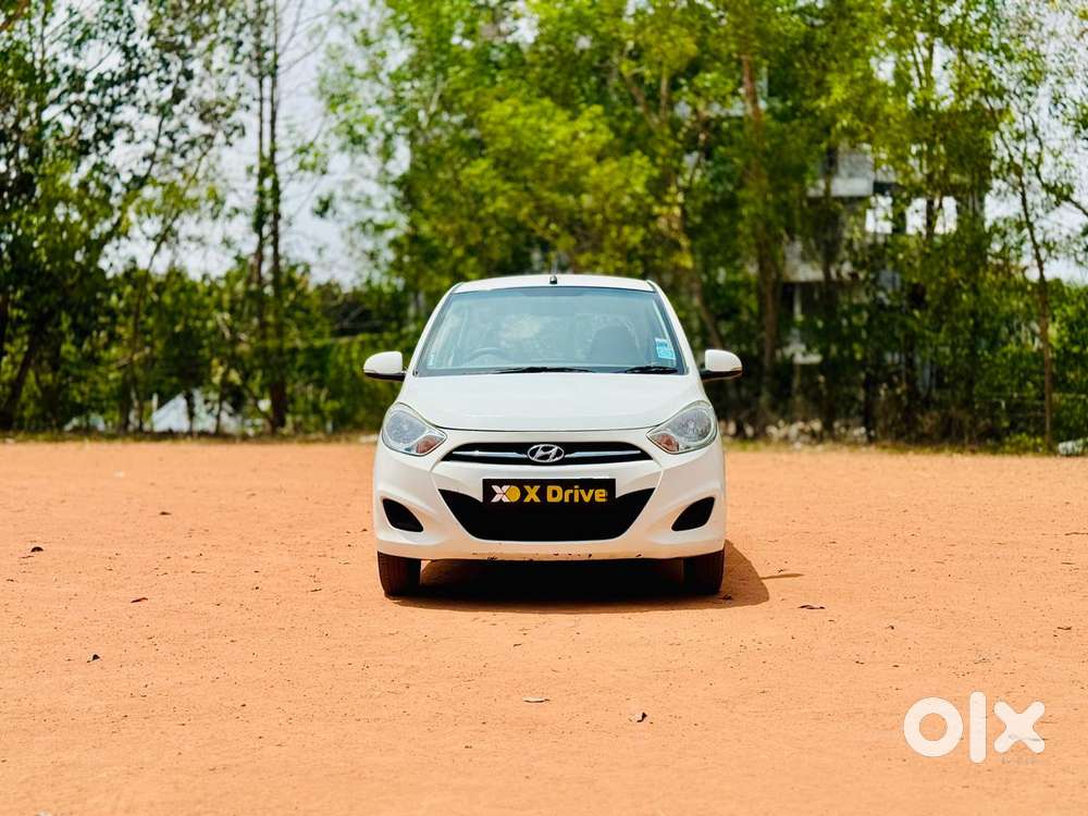 Hyundai I10 Sportz At, 2012, Petrol