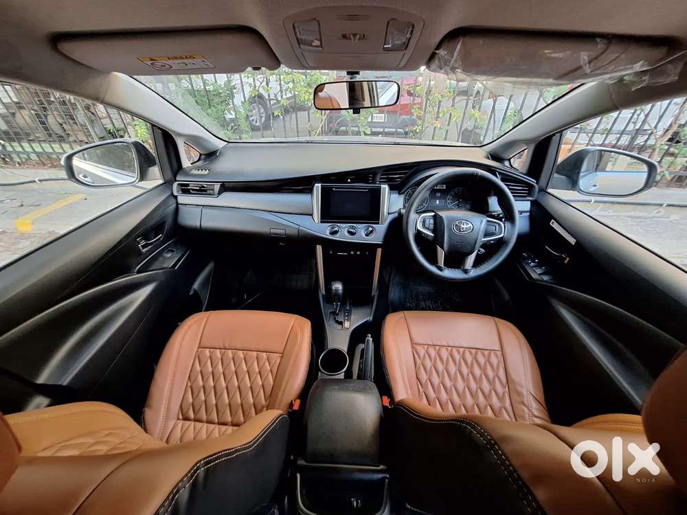 Toyota Innova Crysta [2020-ongoing] 2.4 Gx At 8 Str, 2020, Diesel