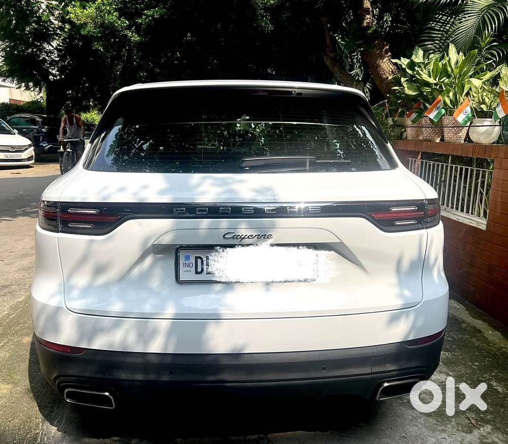 Porsche Cayenne Platinum Edition, 2022, Petrol