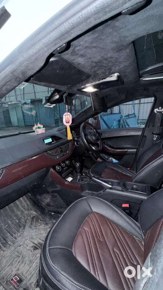 Tata Nexon Diesel Sunroof Single Owner Full Customized Interior”