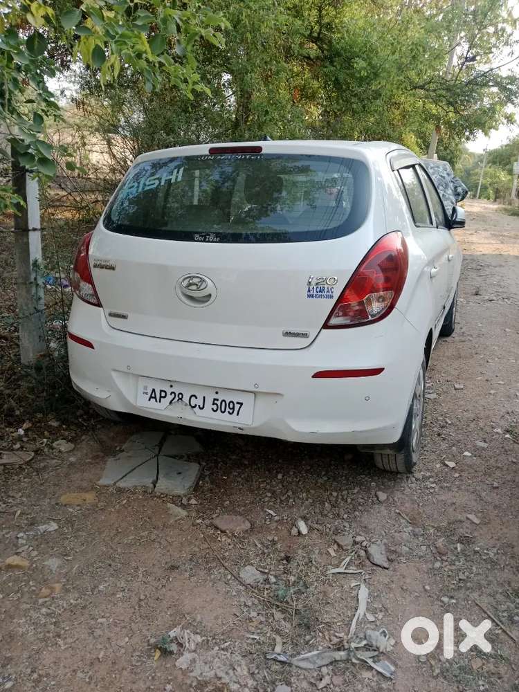 Hyundai I20 2013 Diesel 121000 Km Driven