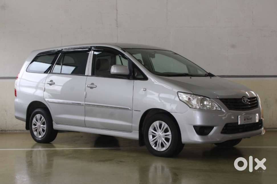 Toyota Innova 2.5 G (diesel) 8 Seater, 2013, Diesel