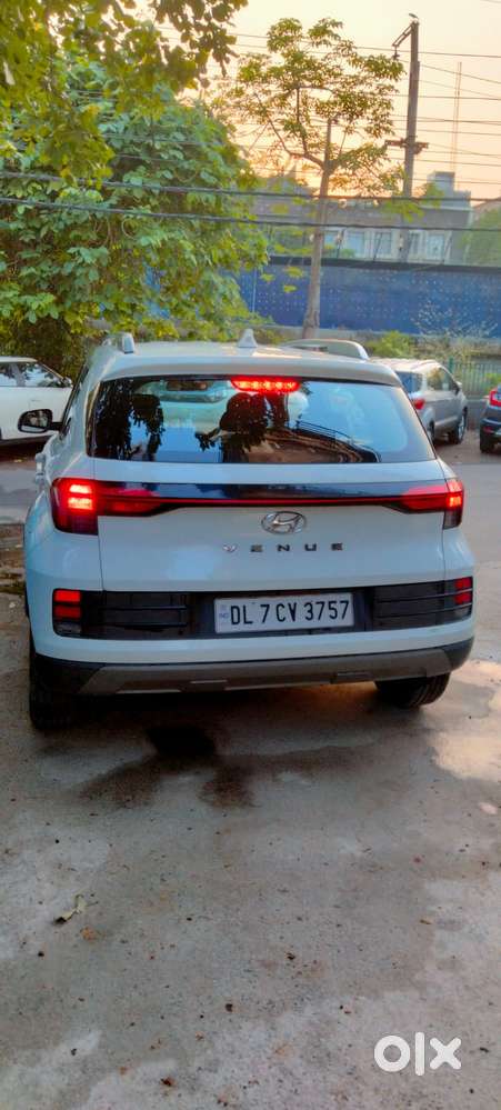 Hyundai Venue 1.2 S Plus, 2023, Petrol