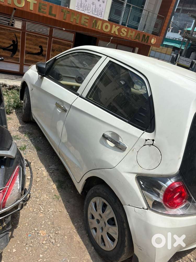 Honda Brio Petrol 76000 Km Driven