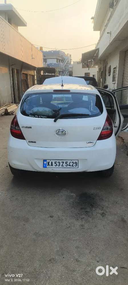 Hyundai I20 2012 Diesel 100000 Km Driven