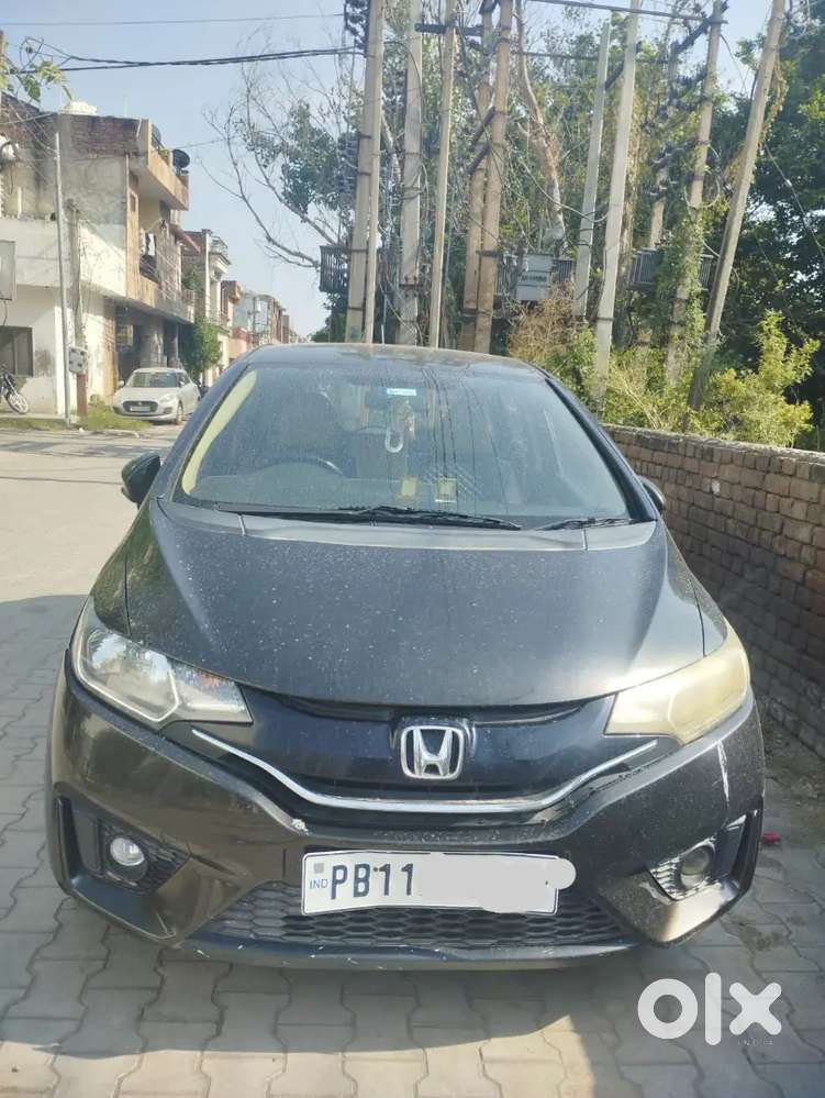 Honda Jazz 2015 Diesel 85000 Km Driven