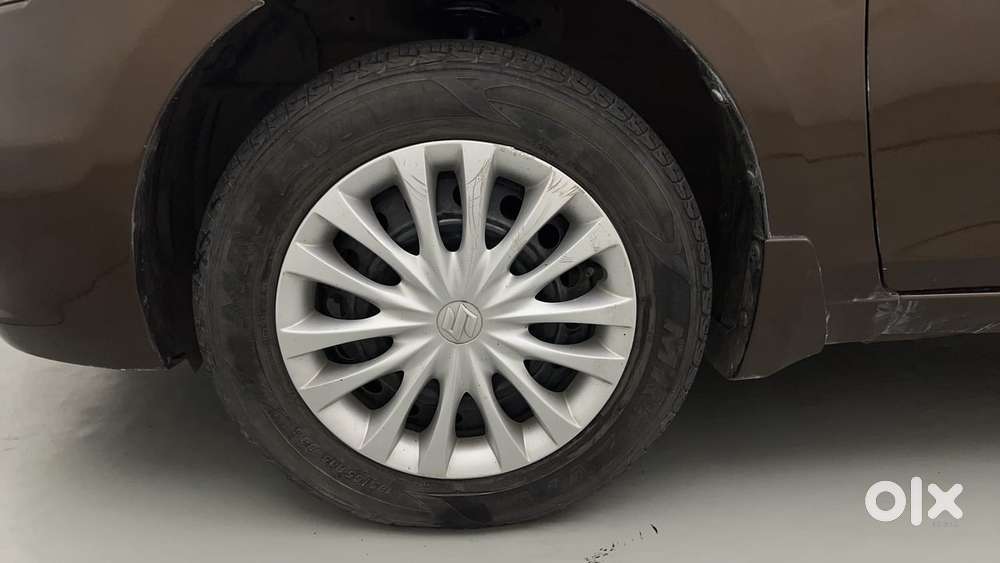 Maruti Suzuki Ciaz 2014-2017 At Zxi, 2015, Petrol