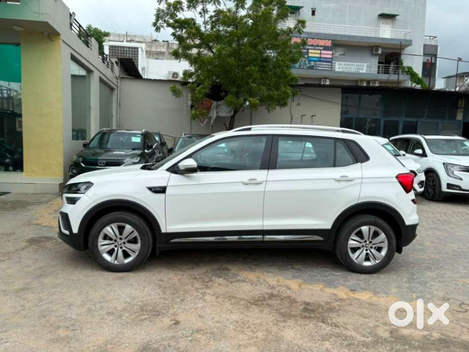 Skoda Kushaq 1.0 Tsi Ambition, 2022, Petrol