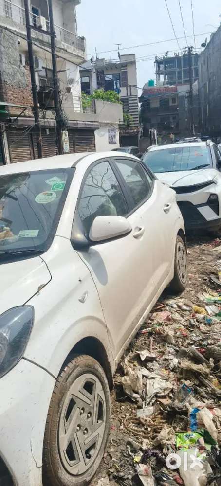Gandhi Rent Par Dena Hai Commercial Car Hai