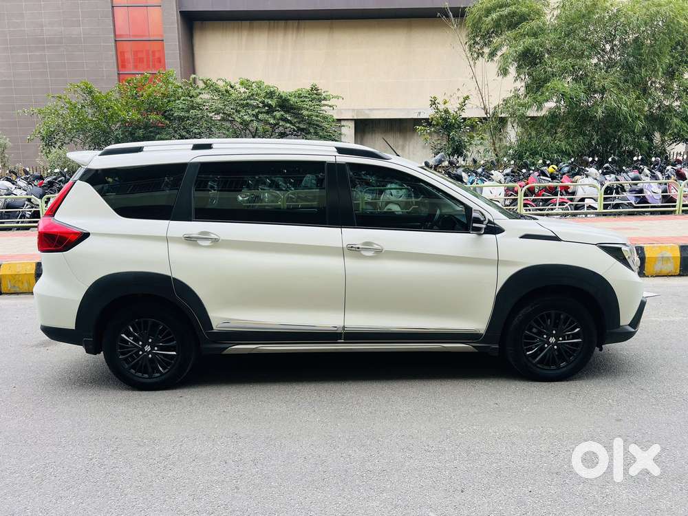 Maruti Suzuki XL6 1.5 Alpha AT, 2021, Petrol