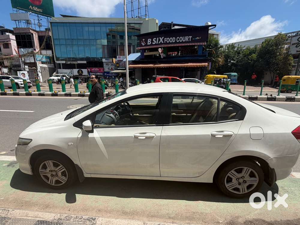 Reliable Honda City 1.5 Smt Car 2011