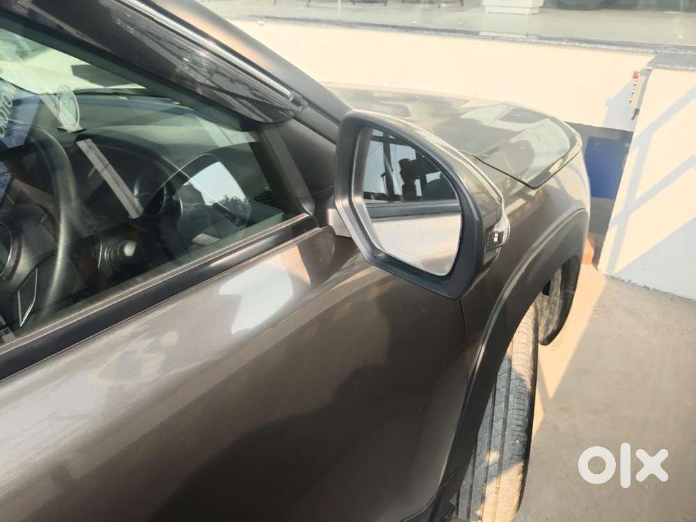 Maruti Suzuki Vitara Brezza 2025 Petrol 8999 Km Driven