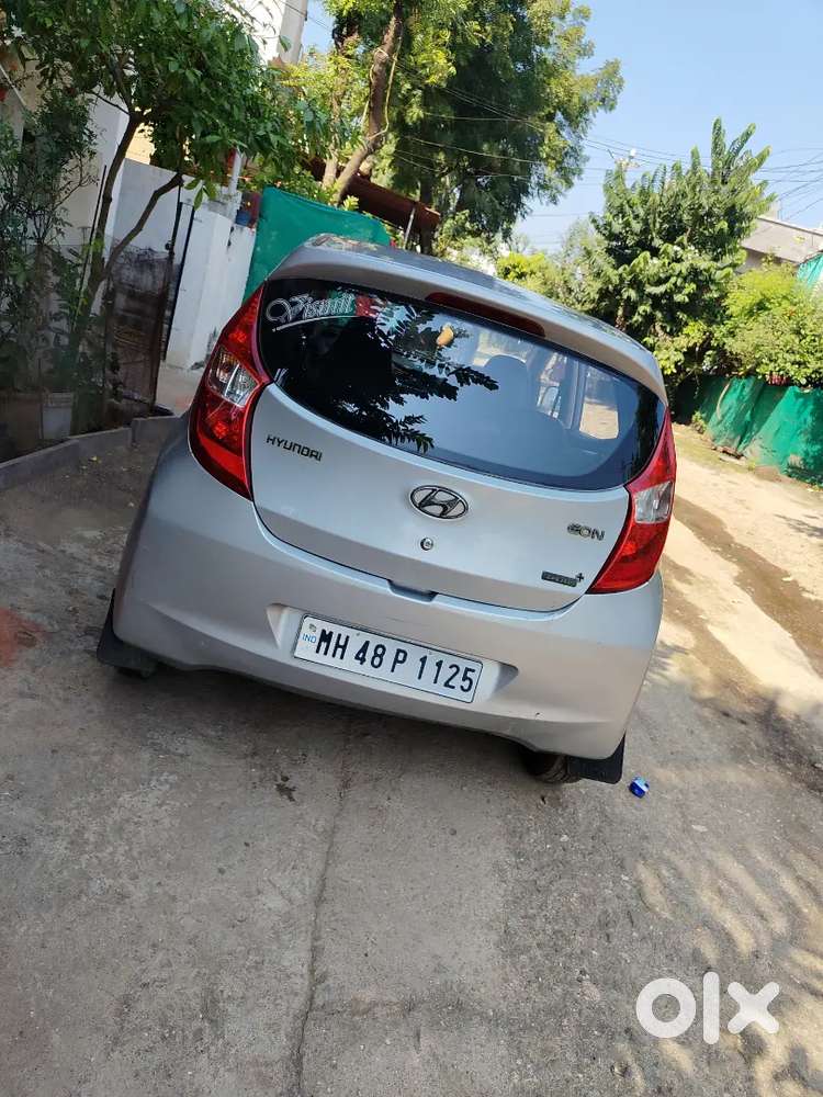 Name - Hyundai Eon 
️year - 2012
Owner - 2nd
 Fuel - Petrol/lpg