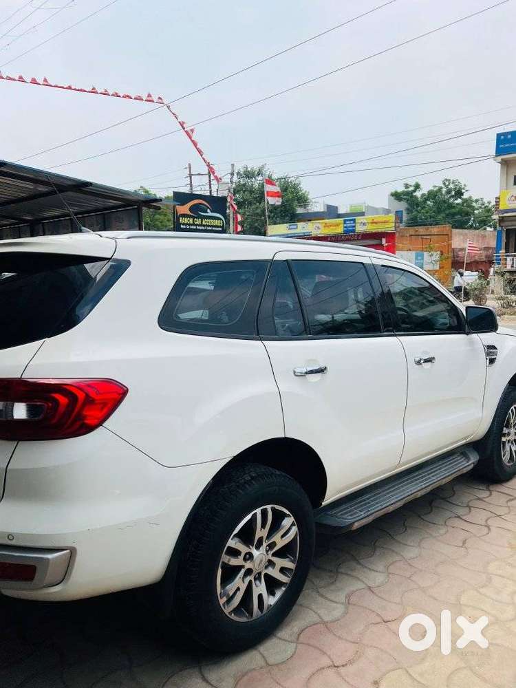 Ford Endeavour 2.2 Titanium At 4x2, 2017, Diesel
