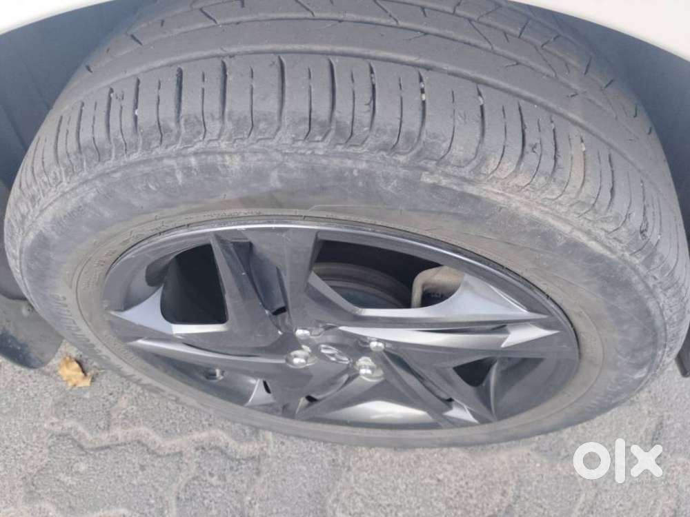 Hyundai I20 Sportz 1.2 Ivt, 2023, Petrol