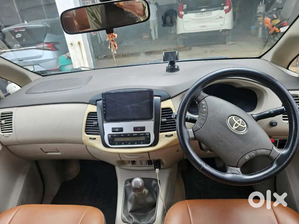 Innova 2011
