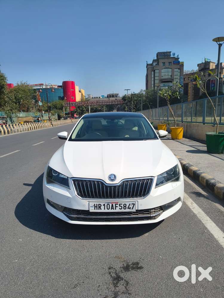 Skoda Superb Style 1.8, 2018, Petrol