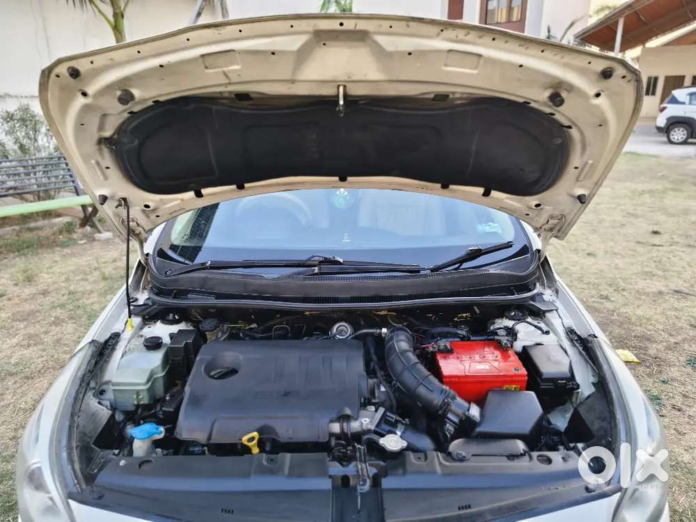 Hyundai Verna 1.6 Diesel Rocket Engine Next To Showroom Condition