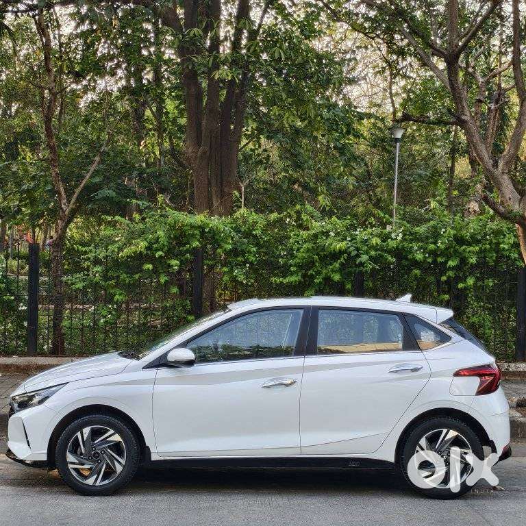 Hyundai New I20 1.2 Asta Ivt, 2022, Petrol