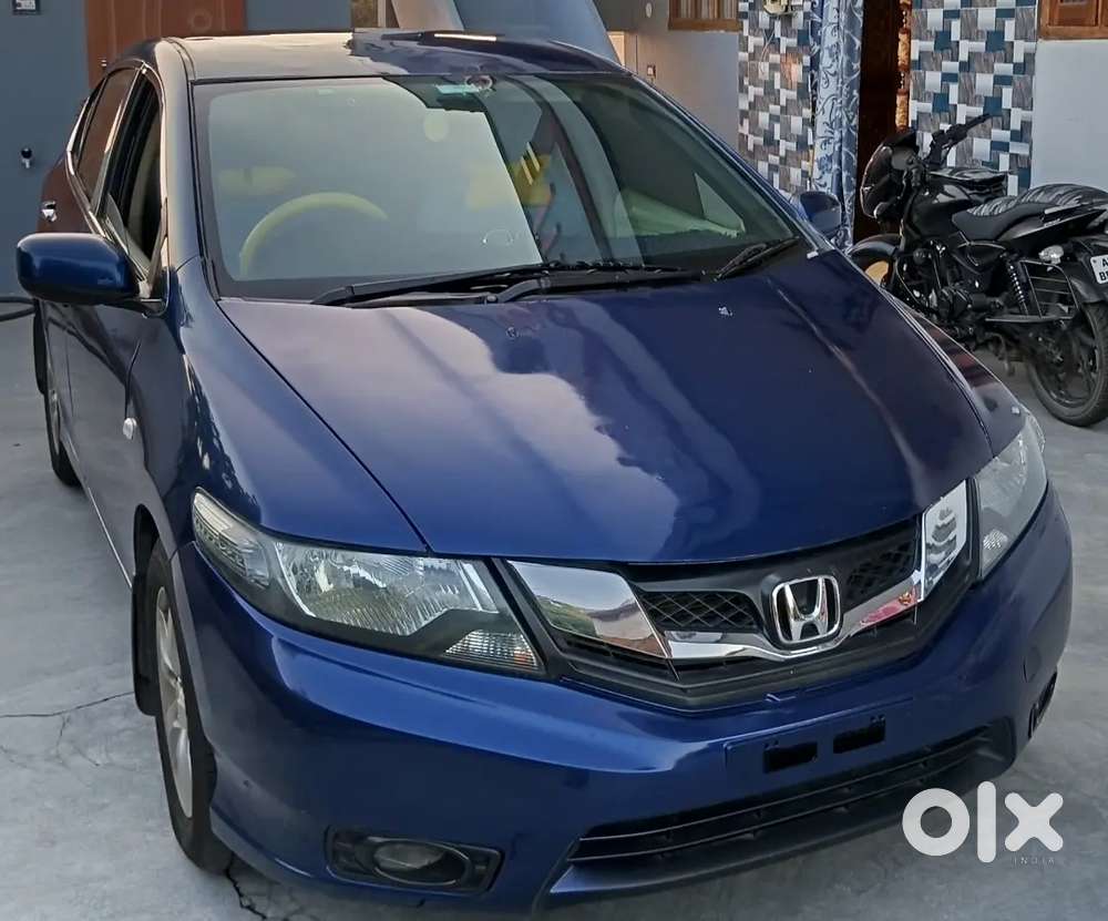 Honda City 'v'
