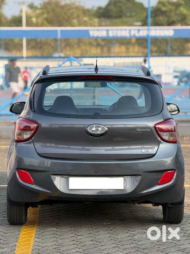 Hyundai I10 Sportz, 2015, Petrol