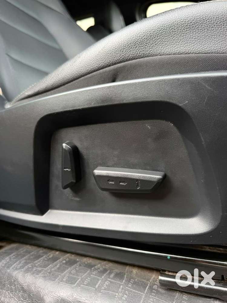 Tata Harrier Xz Plus Dark Edition, 2022, Diesel