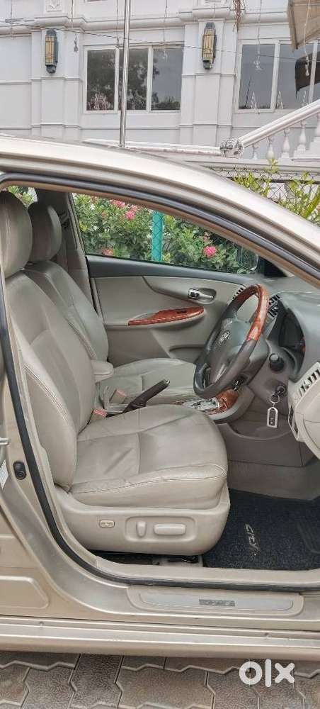Toyota Corolla Altis 1.8 Vl, 2010, Petrol