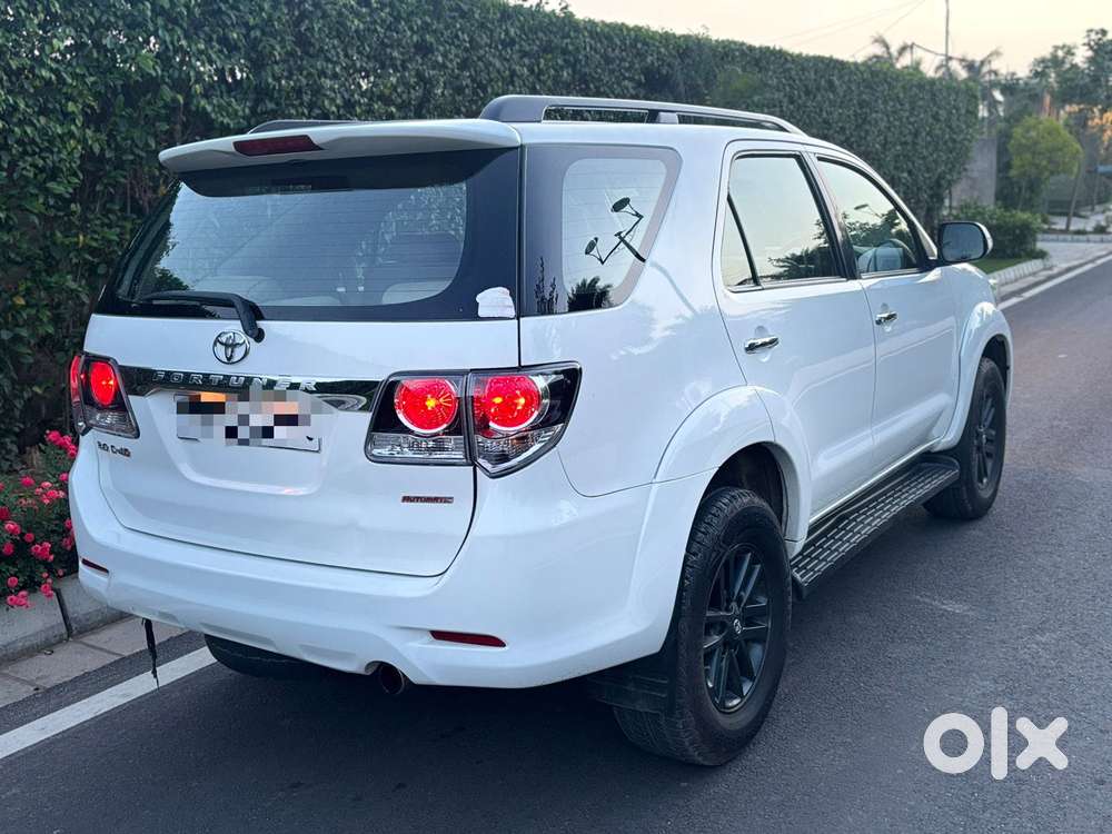 Toyota Fortuner 2011-2016 4x2 At, 2015, Diesel