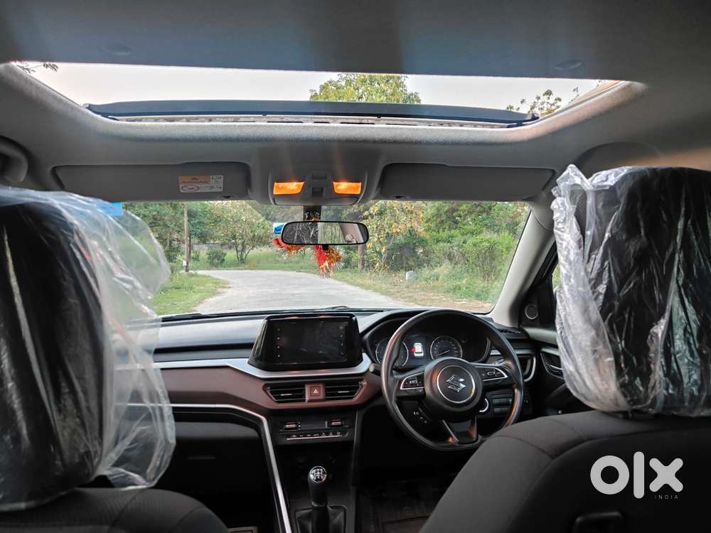 Maruti Suzuki Brezza 1.5 Zxi Plus Smart Hybrid, 2022, Petrol