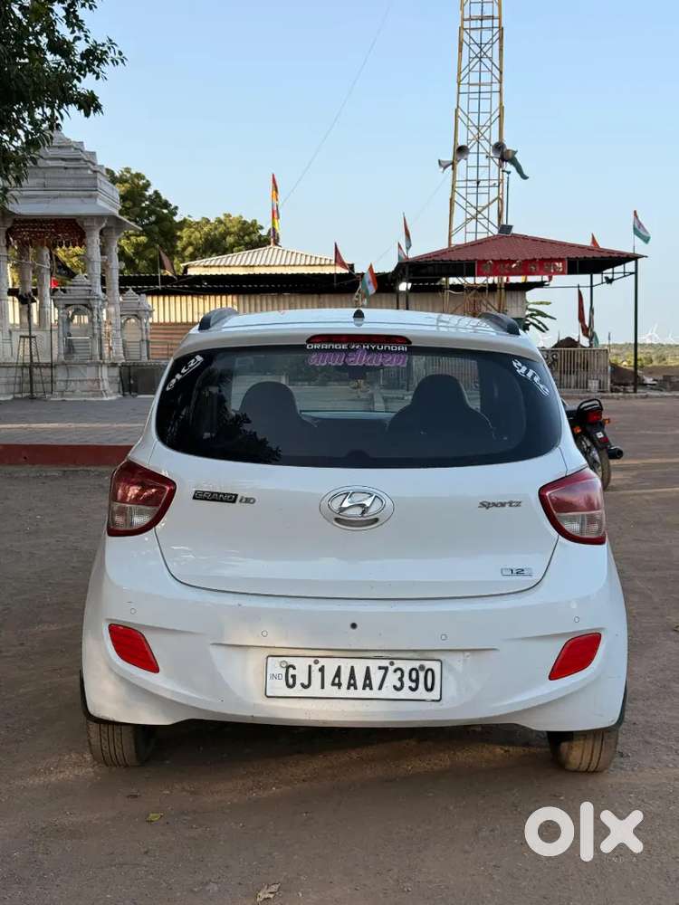 Hyundai I10 Sportz 2016 Year