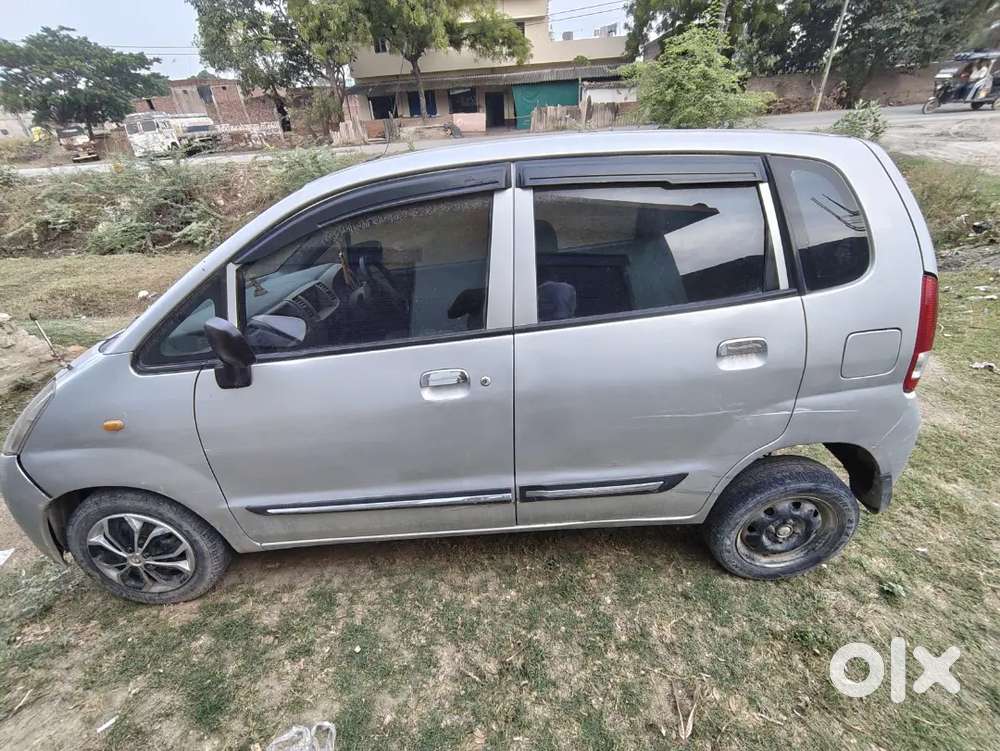 Maruti Suzuki Estilo 2010 Lxi Nlive