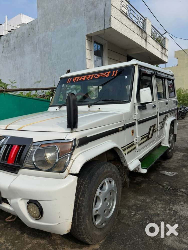 Mahindra Alturas G4 Diesel 15