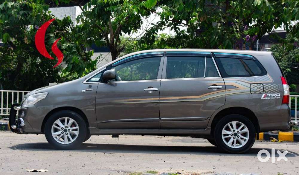 Toyota Innova 2.5 Z Diesel 7 Seater, 2014, Diesel