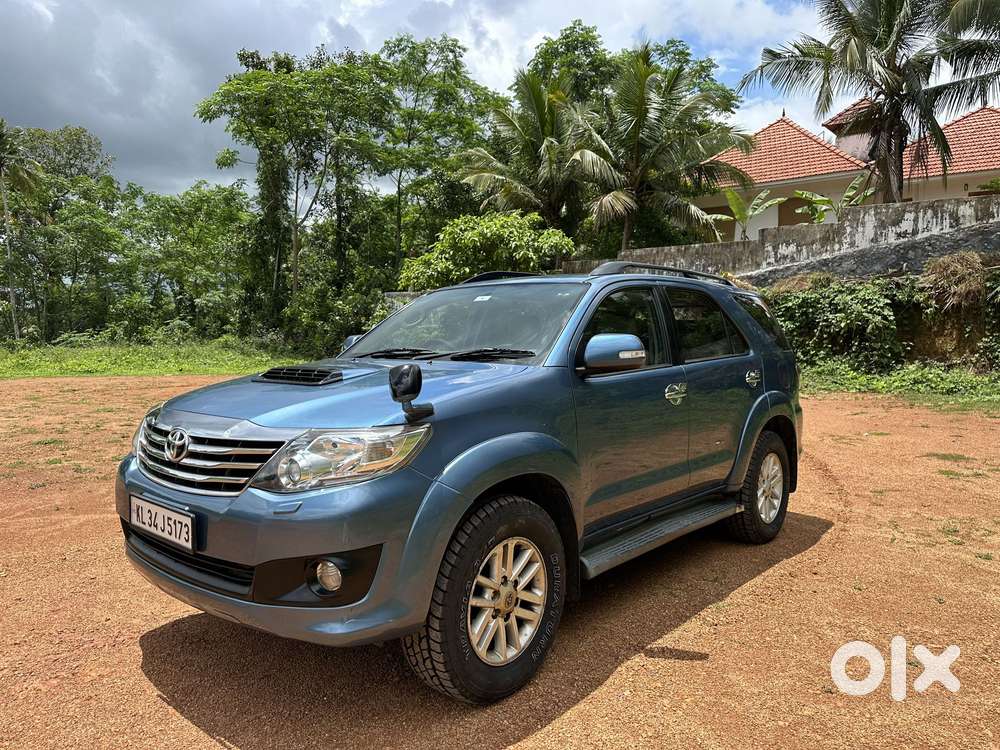 Toyota Fortuner 2011-2016 4x2 At, 2012, Diesel