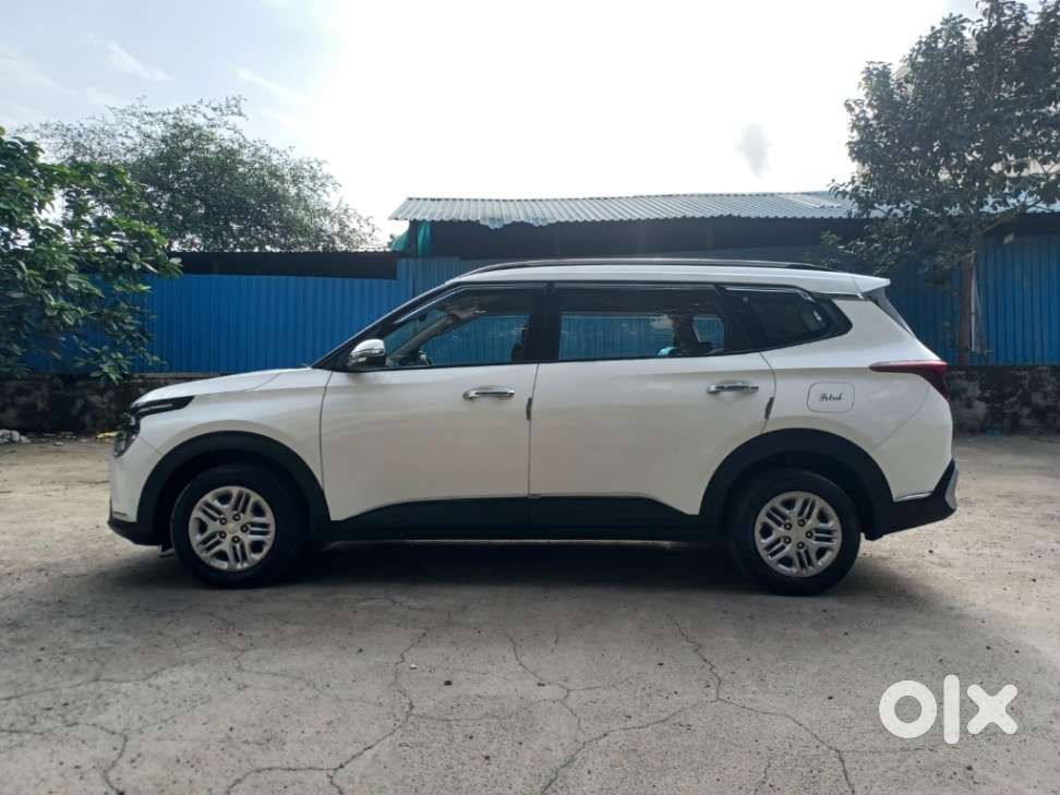 Kia Carens 1.5 Prestige 7 Str, 2023, Petrol