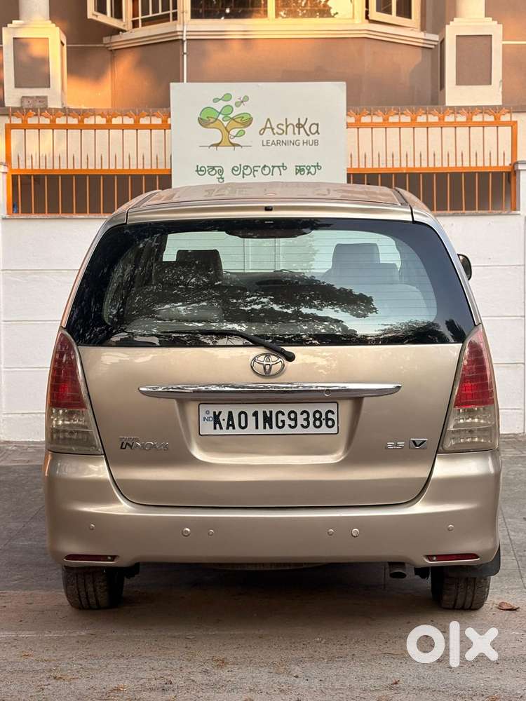 Toyota Innova 2.5 V 7 Str, 2000, Diesel