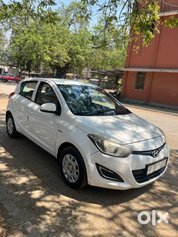 Hyundai I20 2013 Petrol Well Maintained