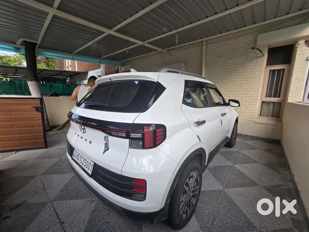 December 2024 Model Single Hand Driven Car With Chandigarh Number