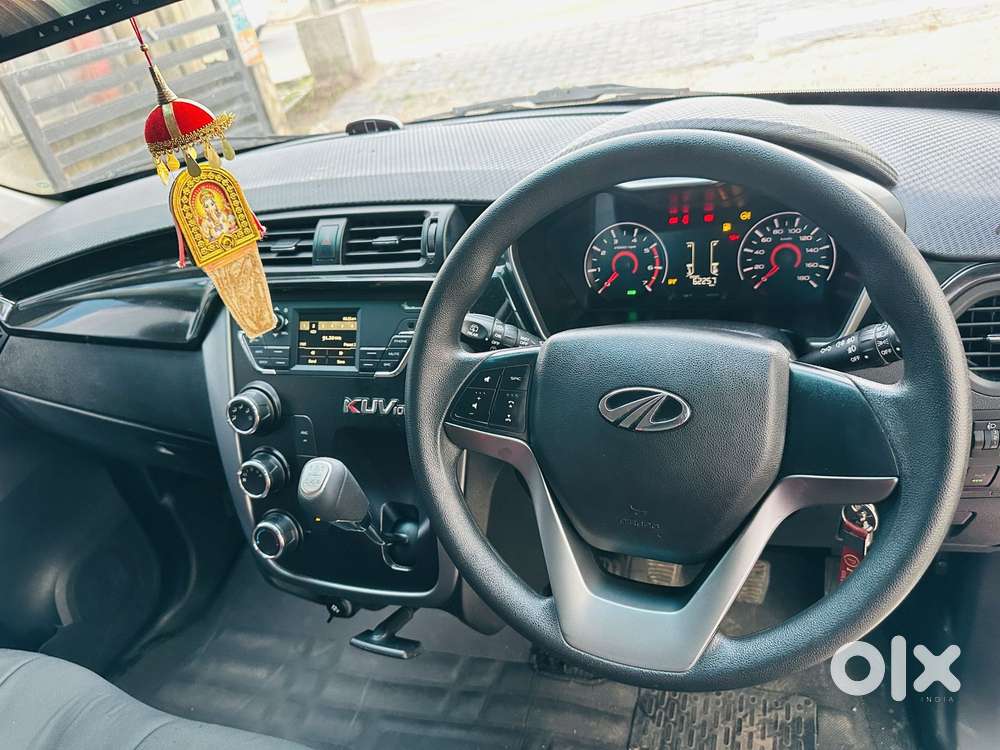 Mahindra Kuv 100 Mfalcon D75 K8 Dual Tone, 2017, Diesel