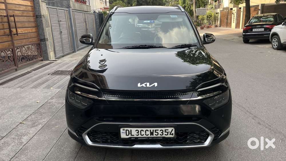 Kia Carens 1.4 Luxury Plus Dct 7 Str, 2022, Petrol