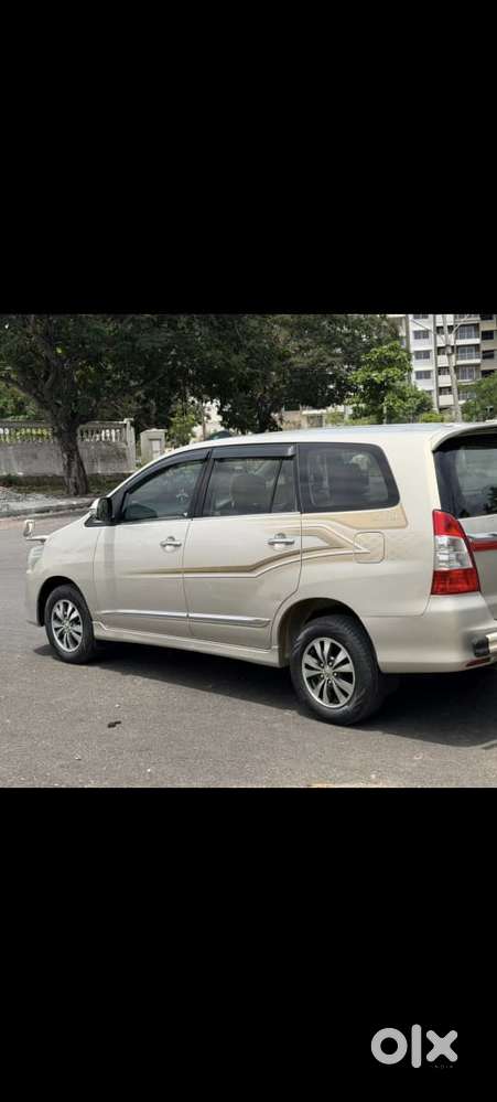 Toyota Innova 2.5 Z Diesel 7 Seater, 2015, Diesel
