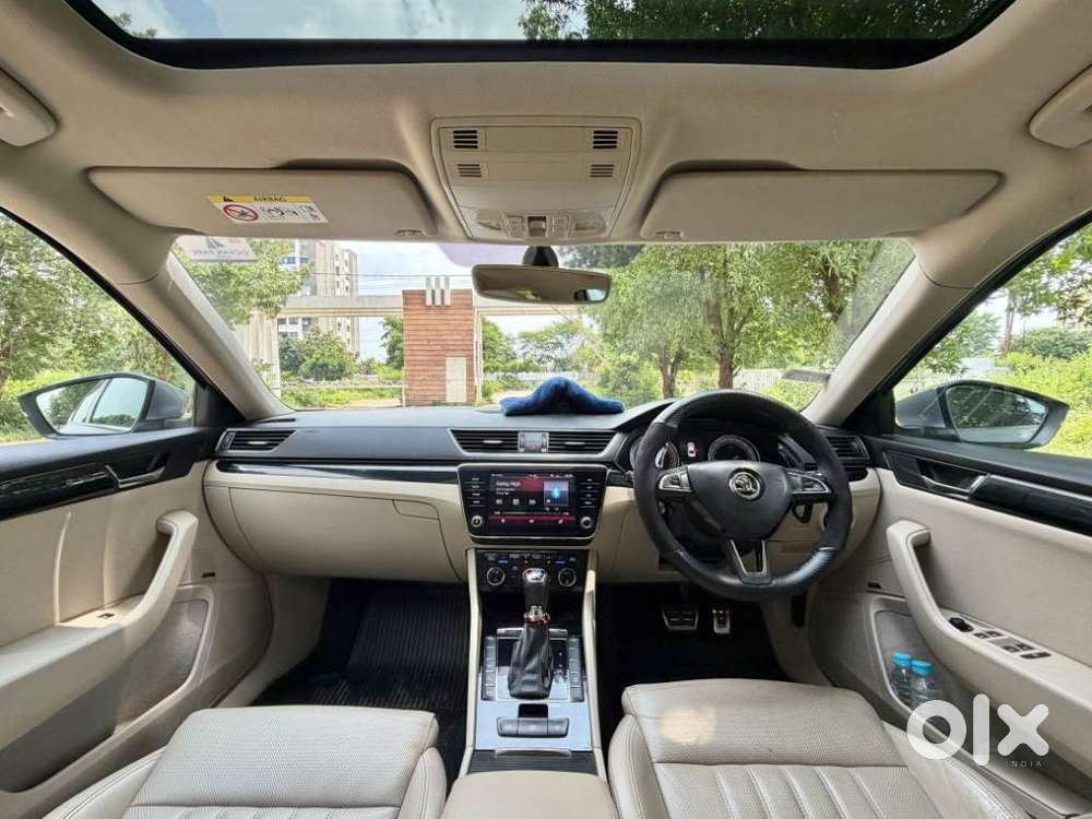 Skoda Superb 2.0 L&k Tsi At, 2019, Petrol