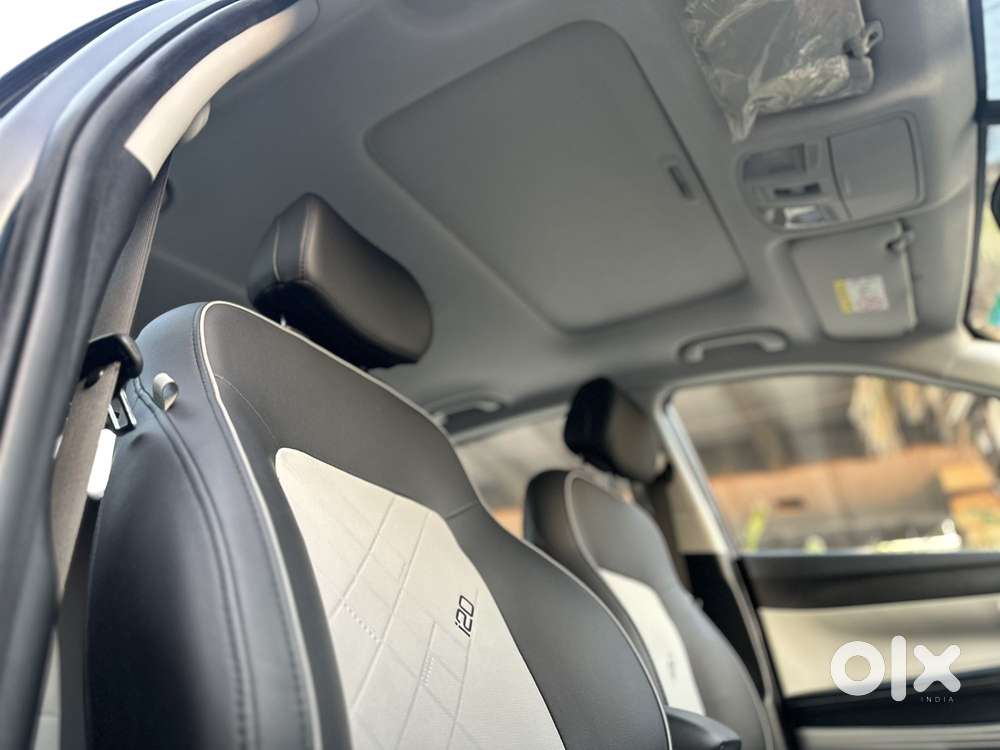 Hyundai New I20 1.2 Asta (o) Ivt, 2024, Petrol