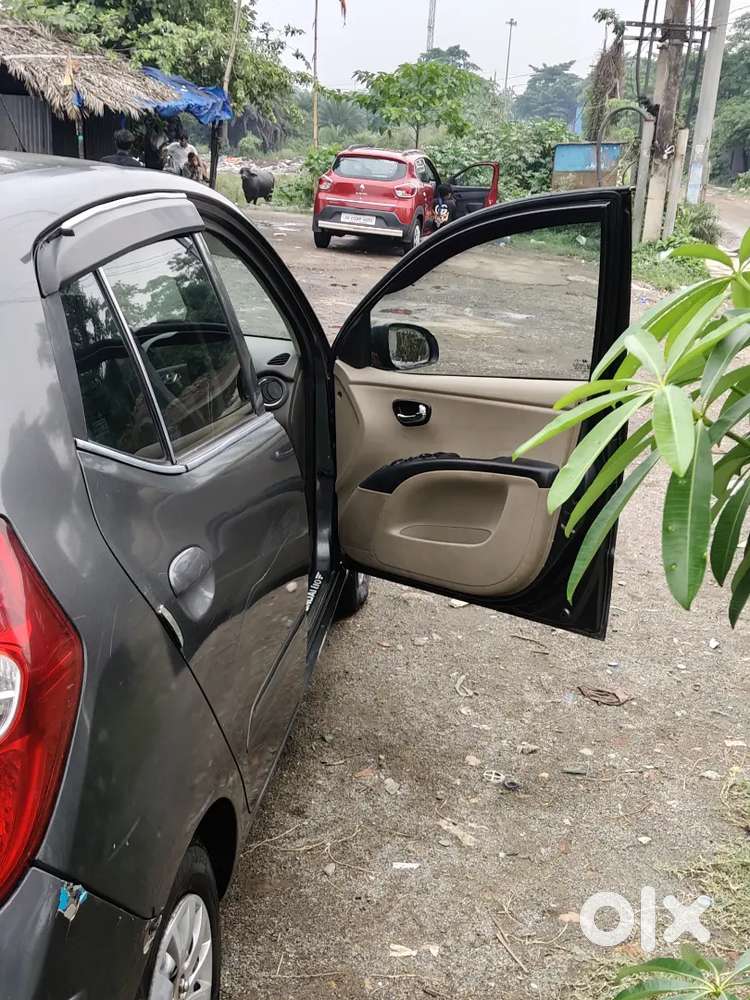Hyundai I10 2013 Petrol Well Maintained..and Good Condition ..